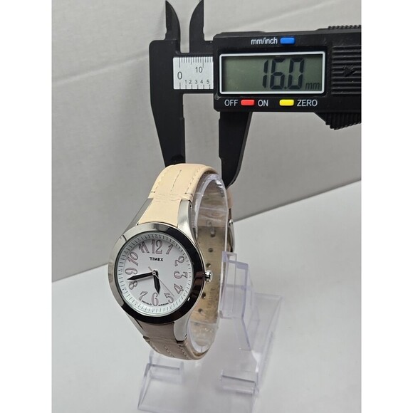 Timex Easy Reader T2H531 Womens White Pink Leather Watch Indiglo New Battery - Picture 5 of 12